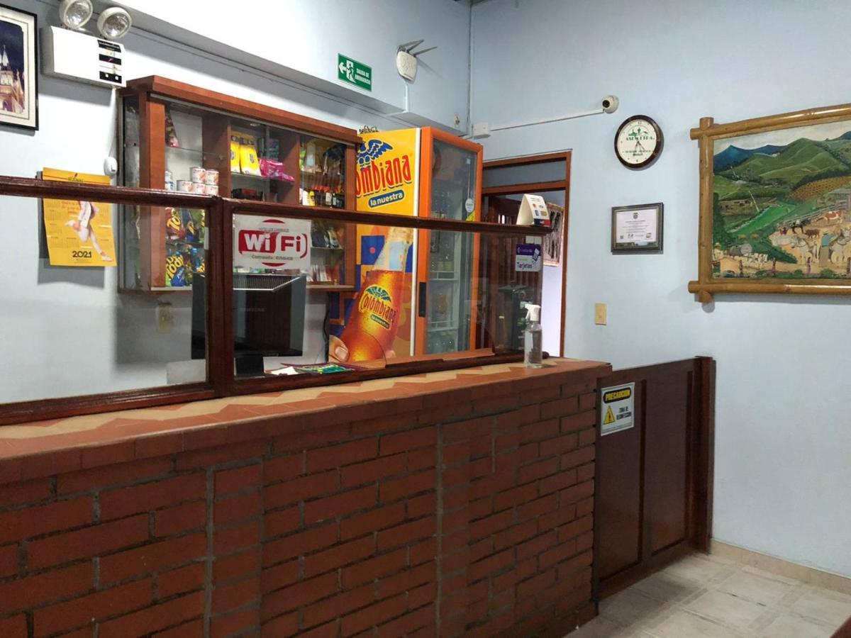 Hotel Cambulos Manizales Exterior photo
